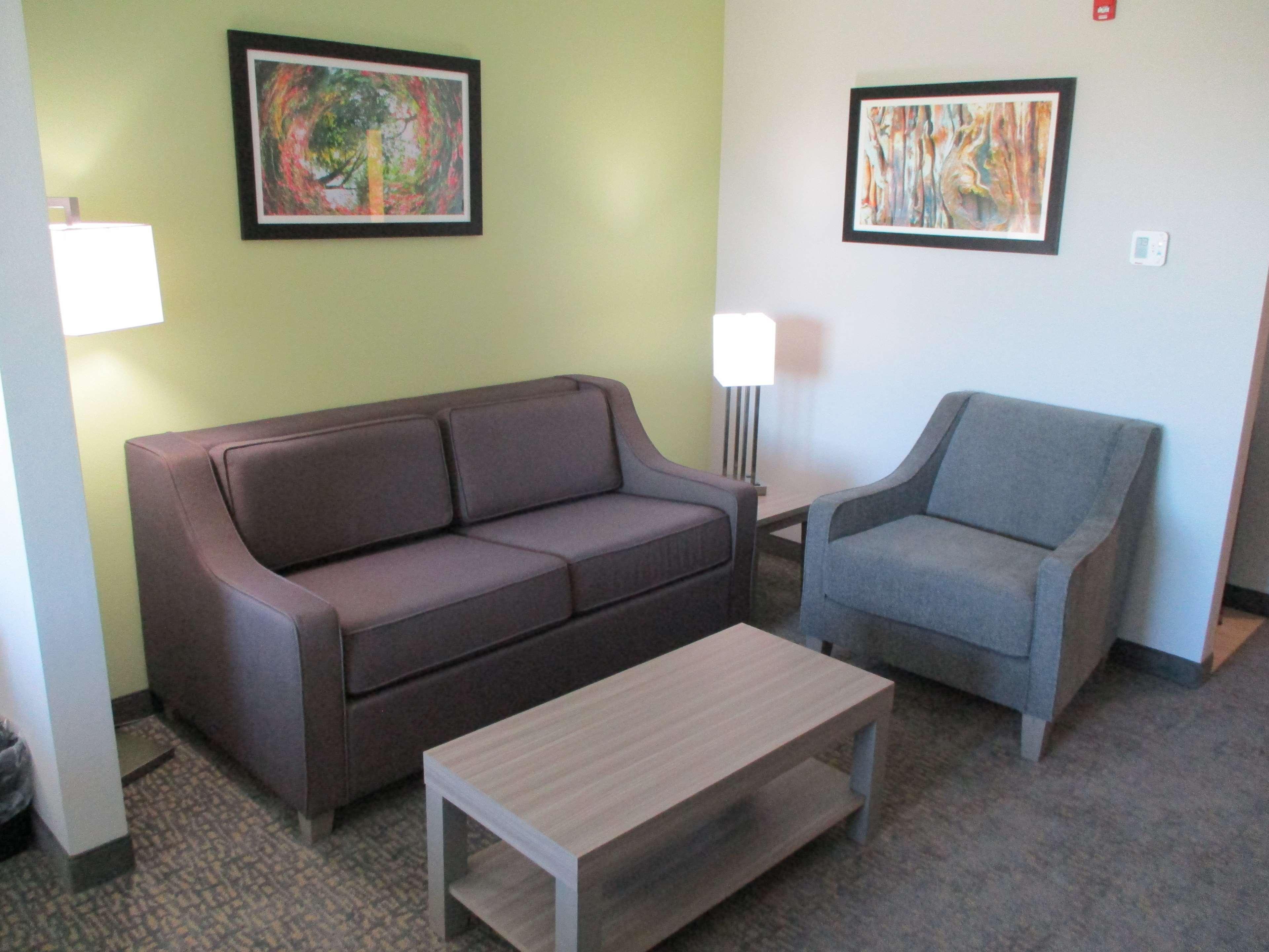 La Quinta Inn & Suites By Wyndham Jackson-Cape Girardeau Екстериор снимка