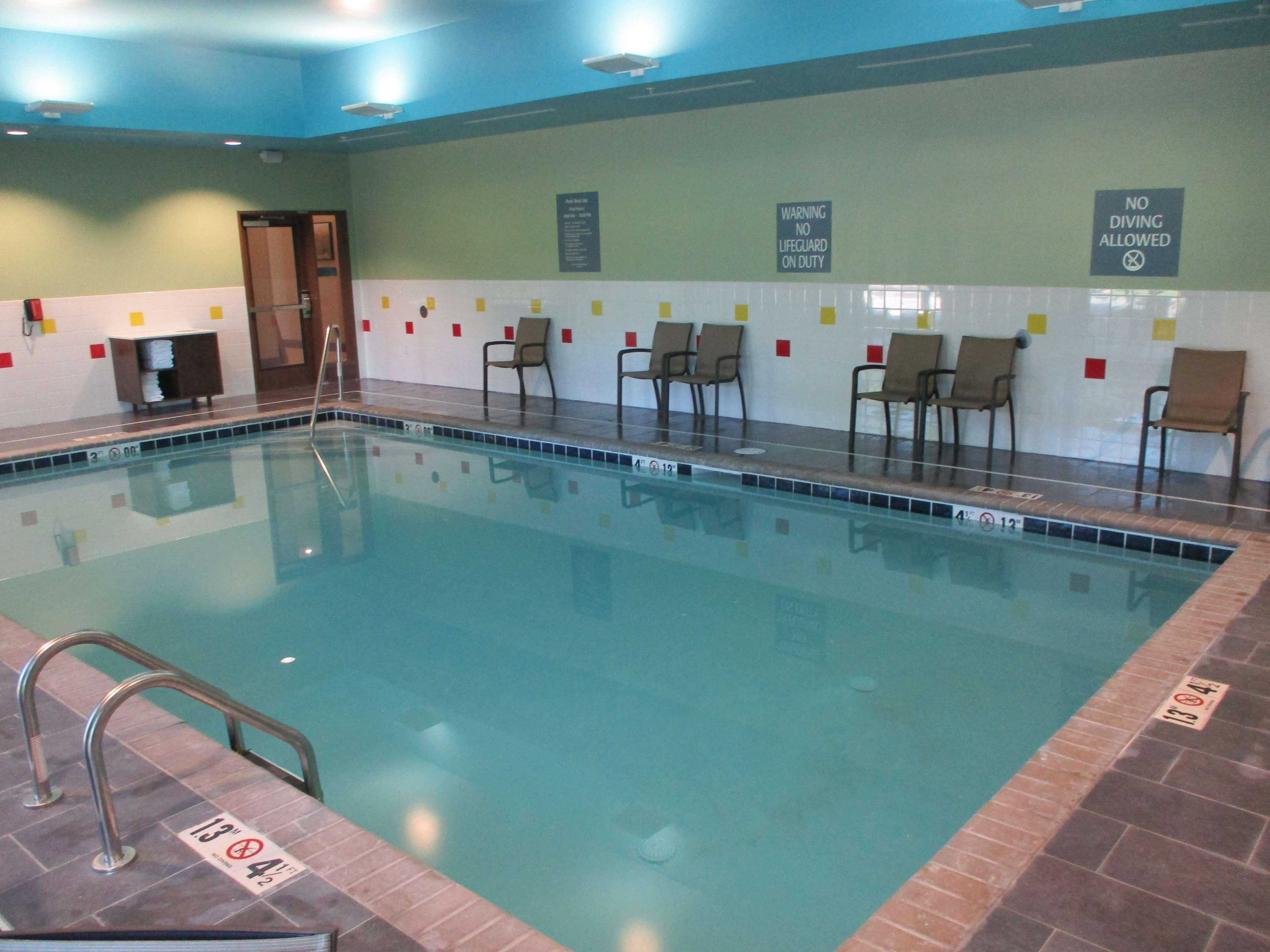 La Quinta Inn & Suites By Wyndham Jackson-Cape Girardeau Екстериор снимка