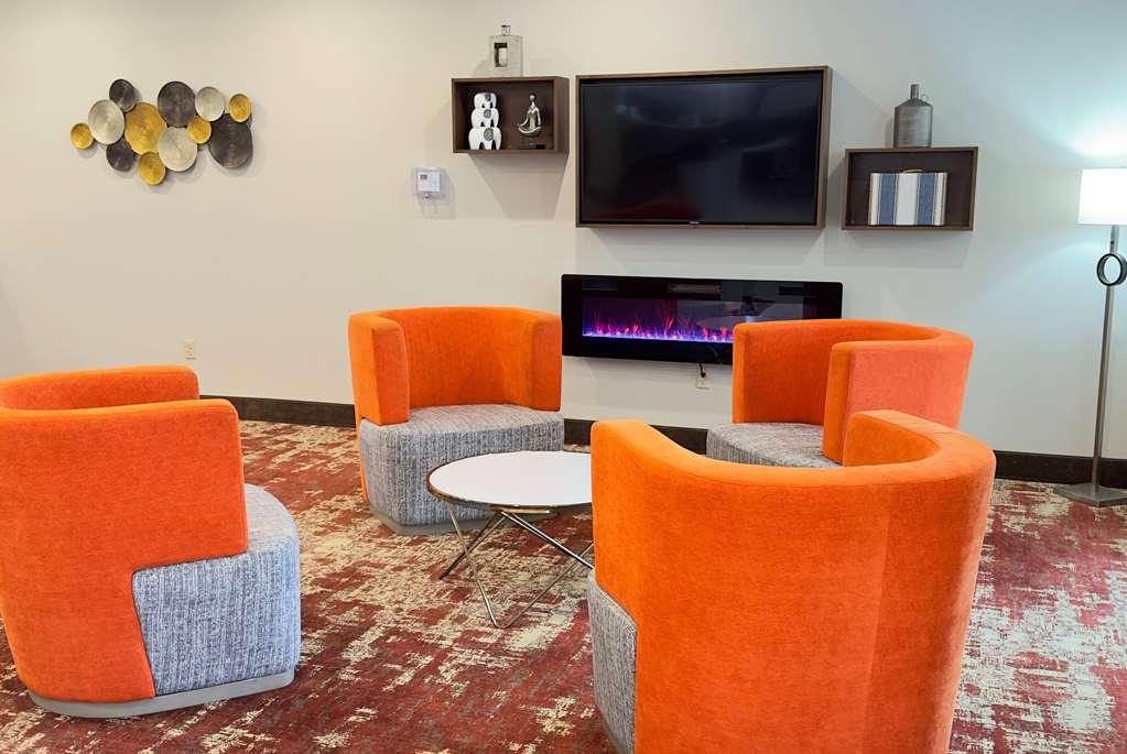 La Quinta Inn & Suites By Wyndham Jackson-Cape Girardeau Интериор снимка