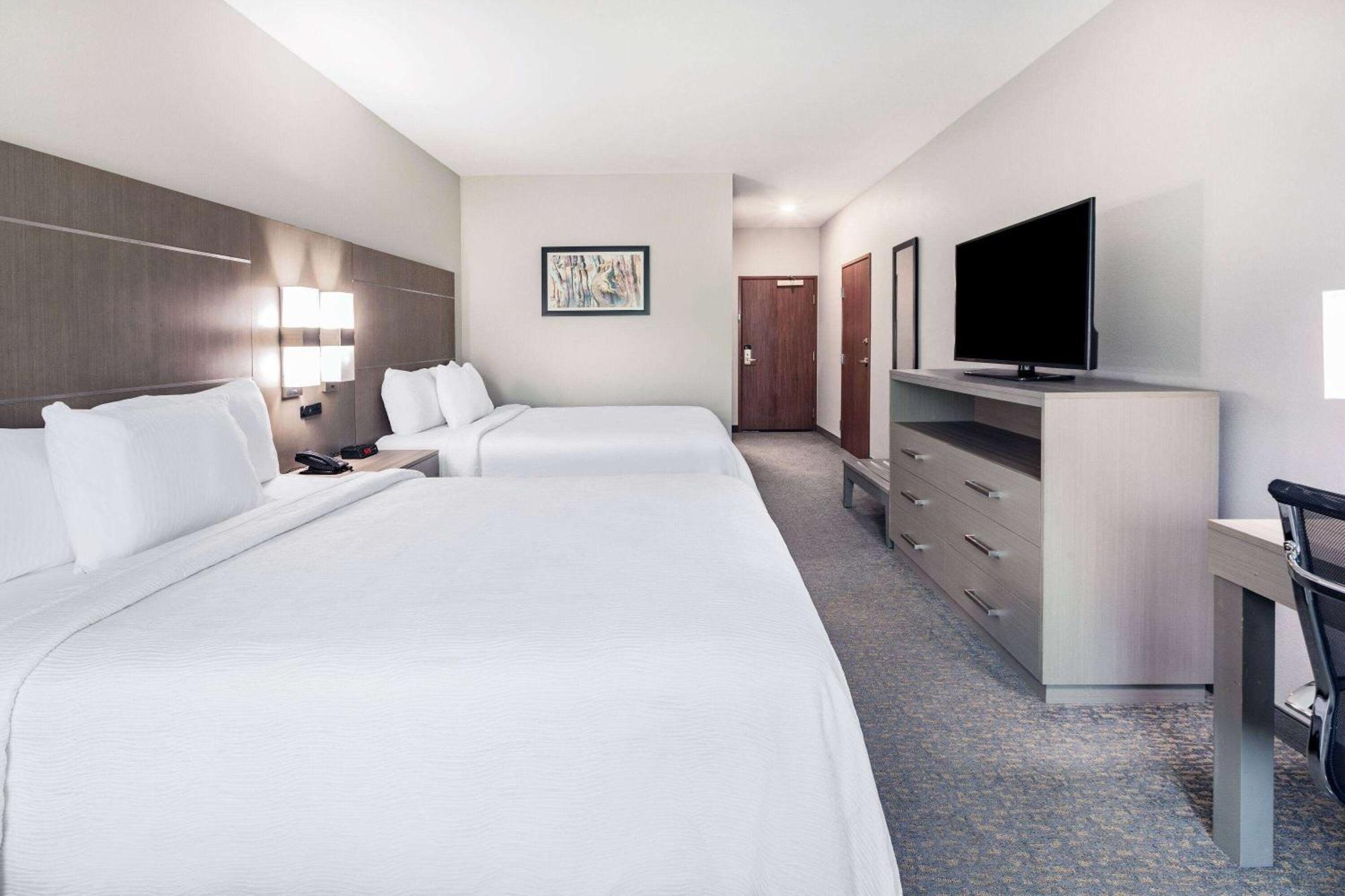 La Quinta Inn & Suites By Wyndham Jackson-Cape Girardeau Екстериор снимка