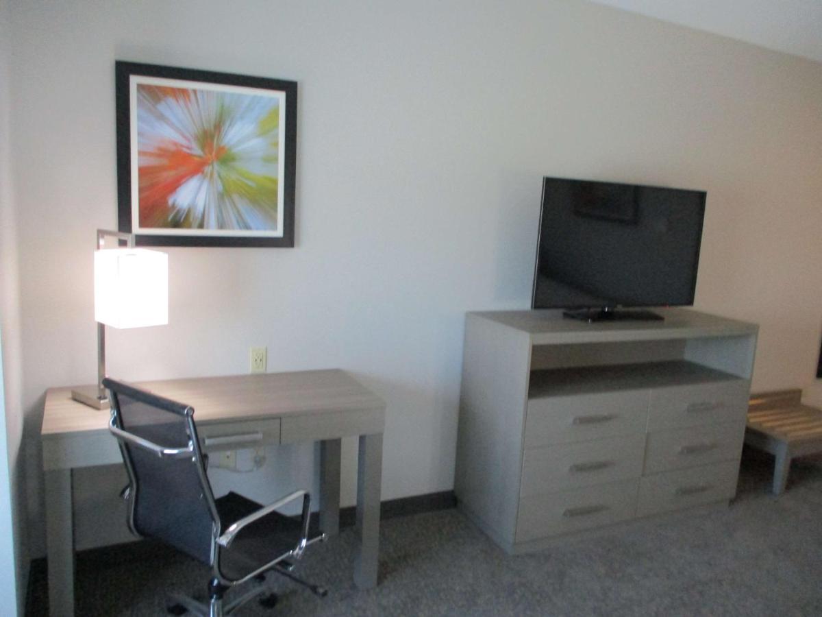 La Quinta Inn & Suites By Wyndham Jackson-Cape Girardeau Екстериор снимка